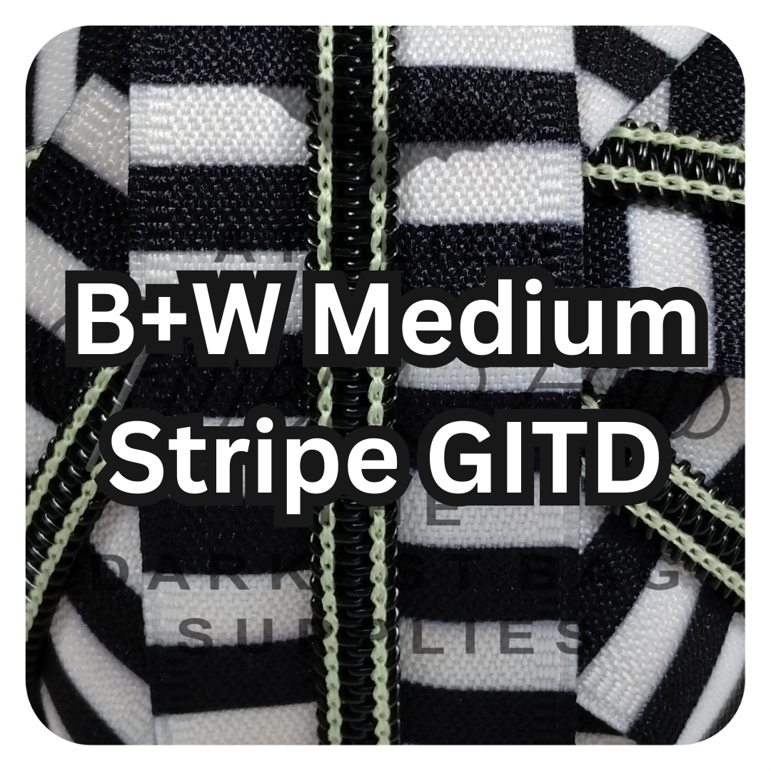 #5 Zipper - B&W Medium Stripes - GITD and Black Teeth at Atelier Fiber Arts