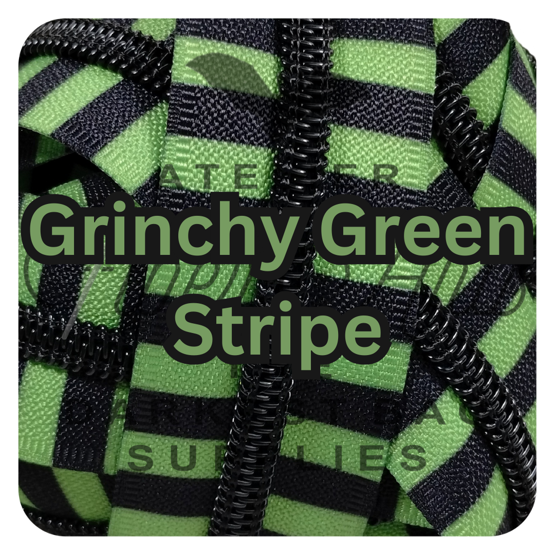 #5 Zipper - Grinchy Green + Black Stripes - Black Teeth at Atelier Fiber Arts