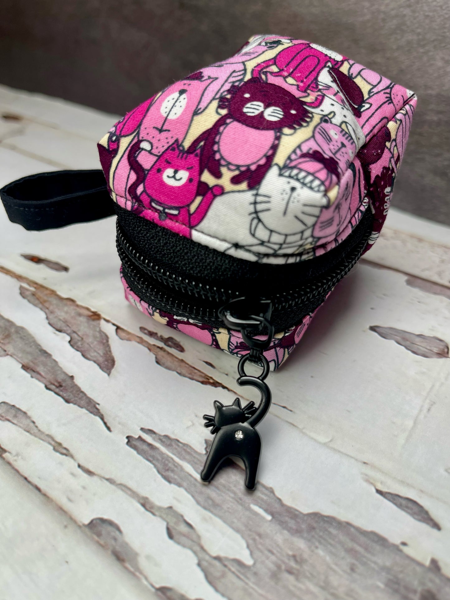 IN PRODUCTION #5 Twinkle Toot Zipper Pulls in Matte Black at Atelier Fiber Arts