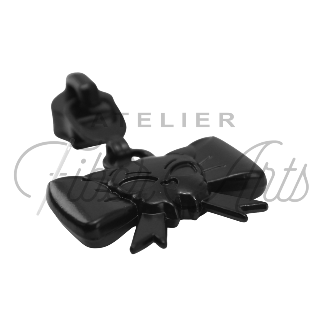 #5 Bow Kitty Zipper Pulls in Matte Black at Atelier Fiber Arts