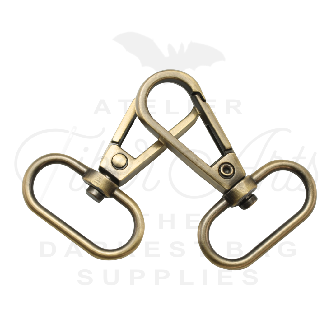 Swivel Hooks - Oval Bottom - 25mm (1in) - Brushed Brass - 2 pcs at Atelier Fiber Arts