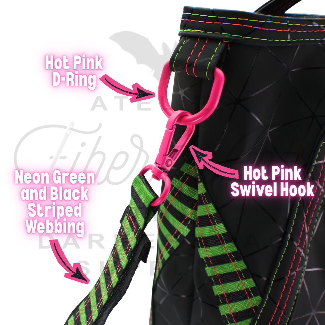 Swivel Hooks - Oval Bottom - 25mm (1in) - HOT PINK - 2 pcs at Atelier Fiber Arts