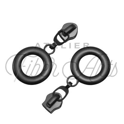 #5 Lifesaver Zipper Pull in Matte Black at Atelier Fiber Arts