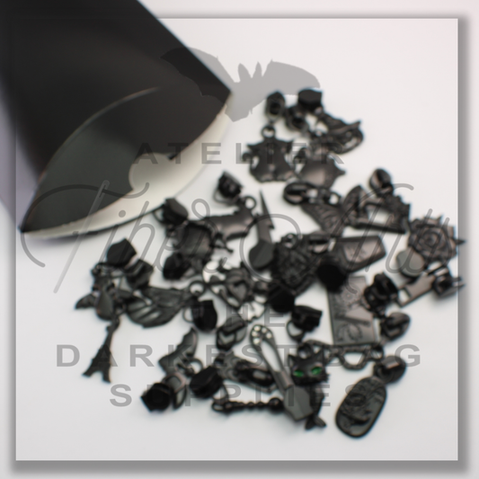 Mystery Pulls - 25 pcs - Matte Black Free at Atelier Fiber Arts
