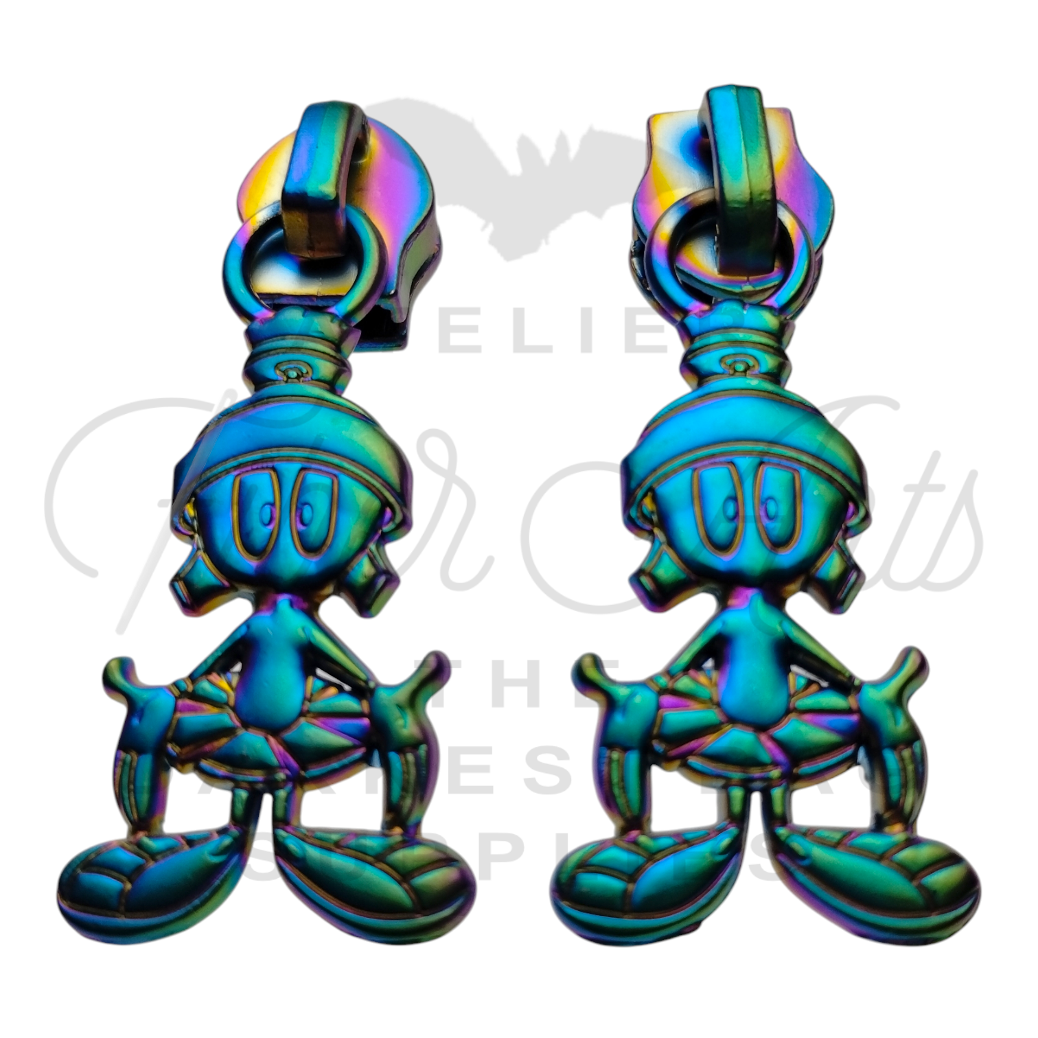 #5 Marvin from Mars Zipper Pulls in Matte Rainbow at Atelier Fiber Arts