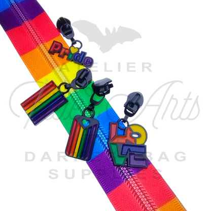 #5 Zipper - Rainbow Stripes - DTM Teeth at Atelier Fiber Arts