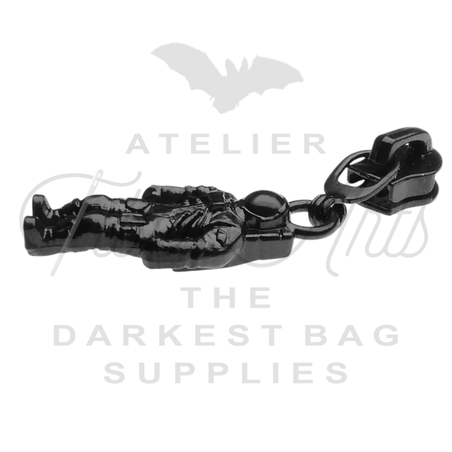 #5 Astronaut Zipper Pulls in Matte Black at Atelier Fiber Arts