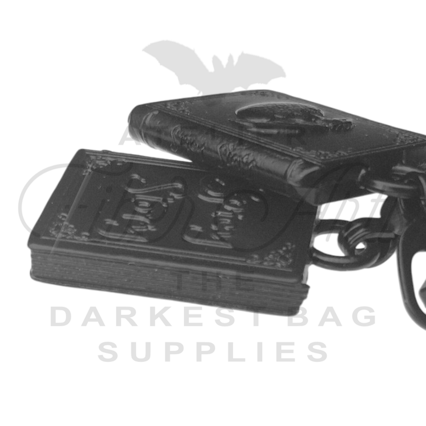 #5 Spicy Story Zipper Pulls in Matte Black at Atelier Fiber Arts