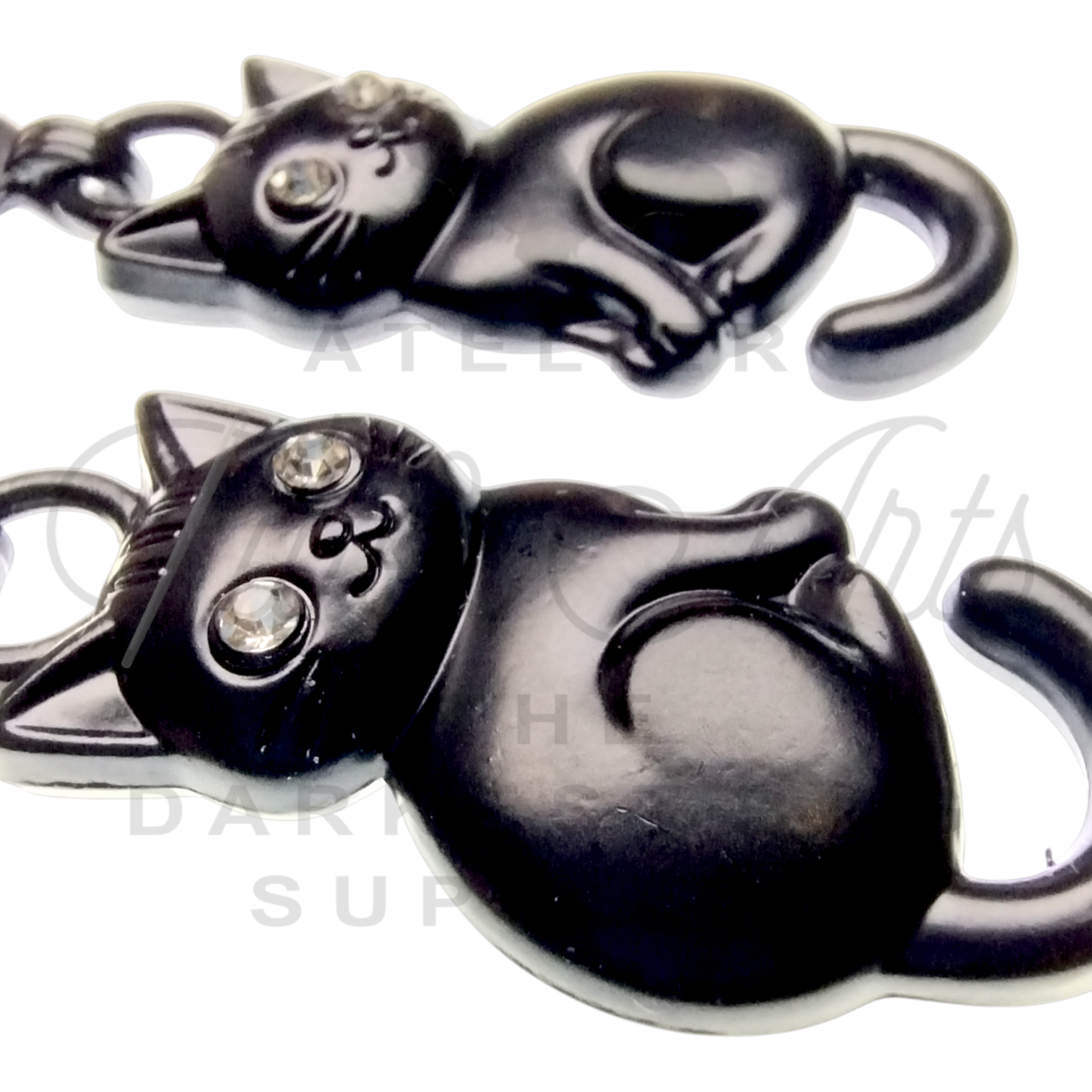 #5 Diamond Eyes Zipper Pulls in Matte Black at Atelier Fiber Arts
