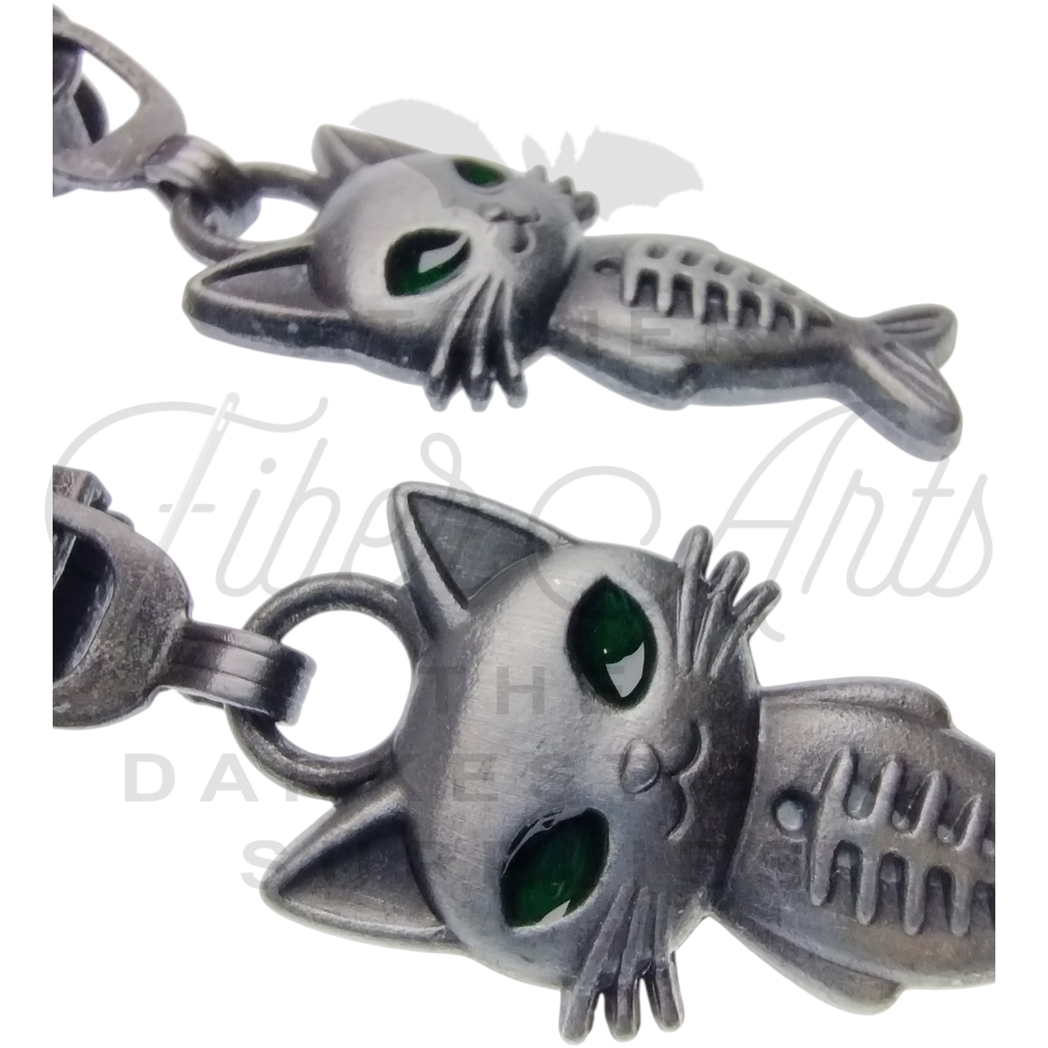 #5 Mercat with Green Eyes Zipper Pulls in Antique Steel at Atelier Fiber Arts