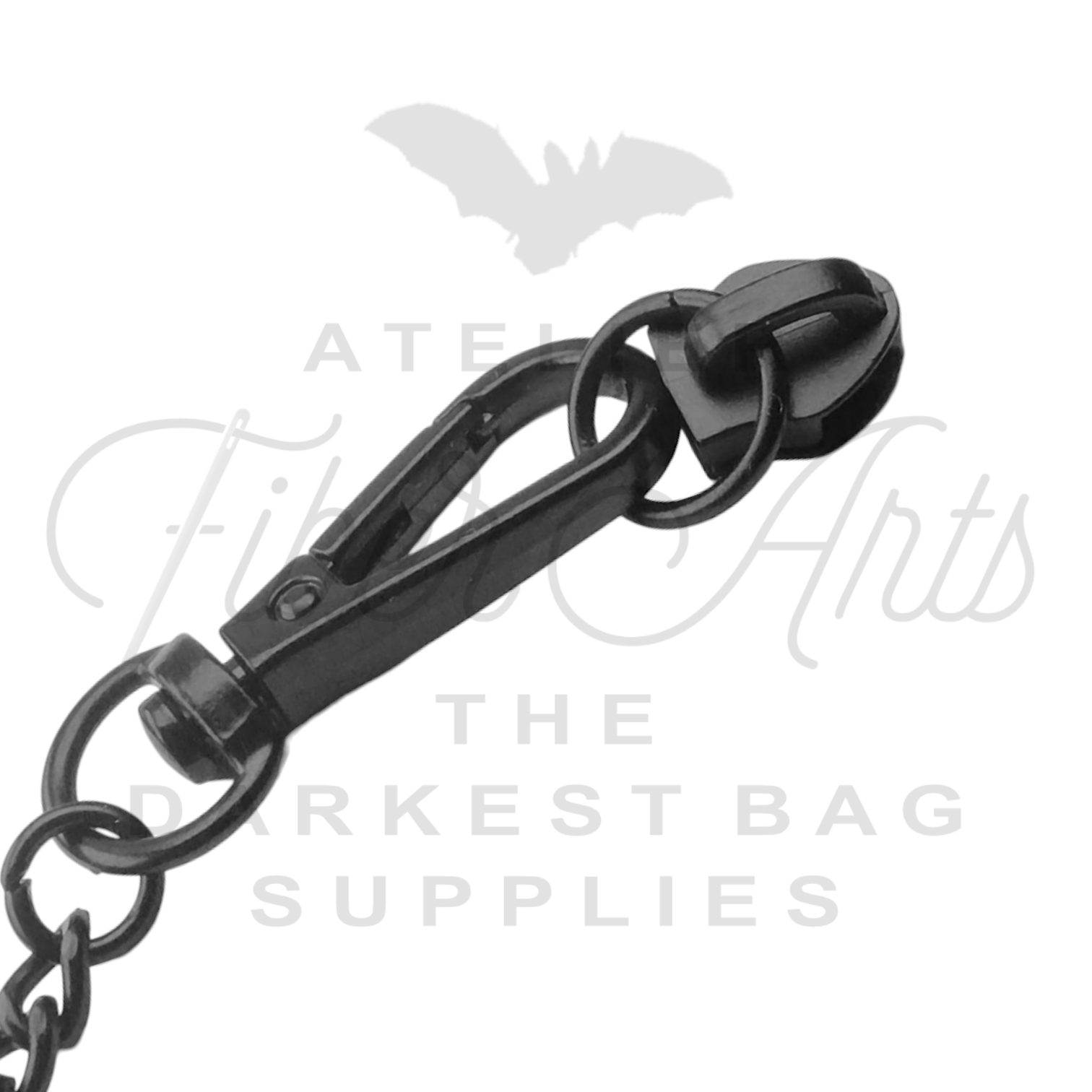 #5 Ring Pull Zipper Pulls in Matte Black at Atelier Fiber Arts