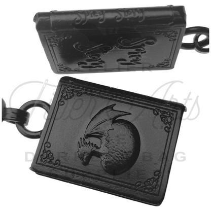 #5 Spicy Story Zipper Pulls in Matte Black at Atelier Fiber Arts