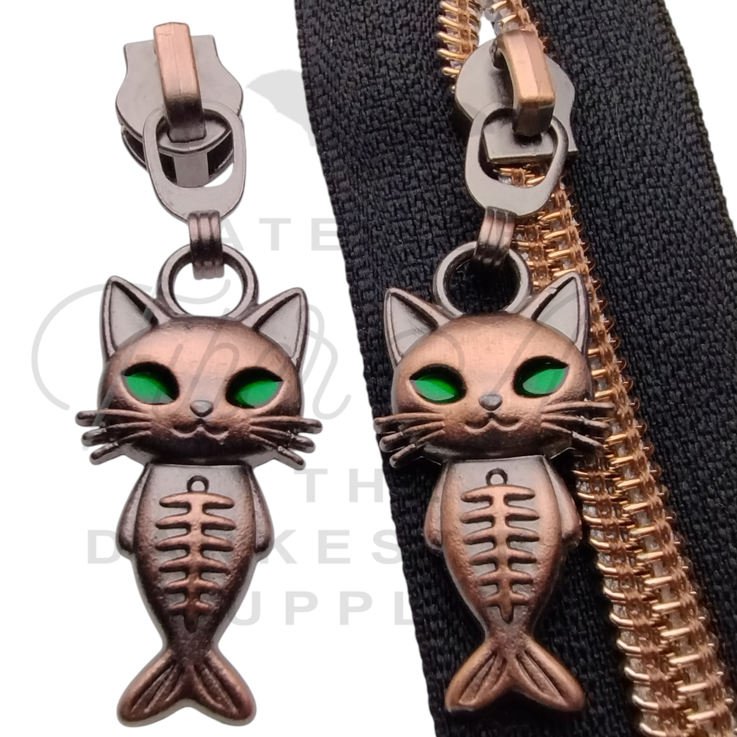 #5 Mercat with Green Eyes Zipper Pulls in Antique Copper at Atelier Fiber Arts