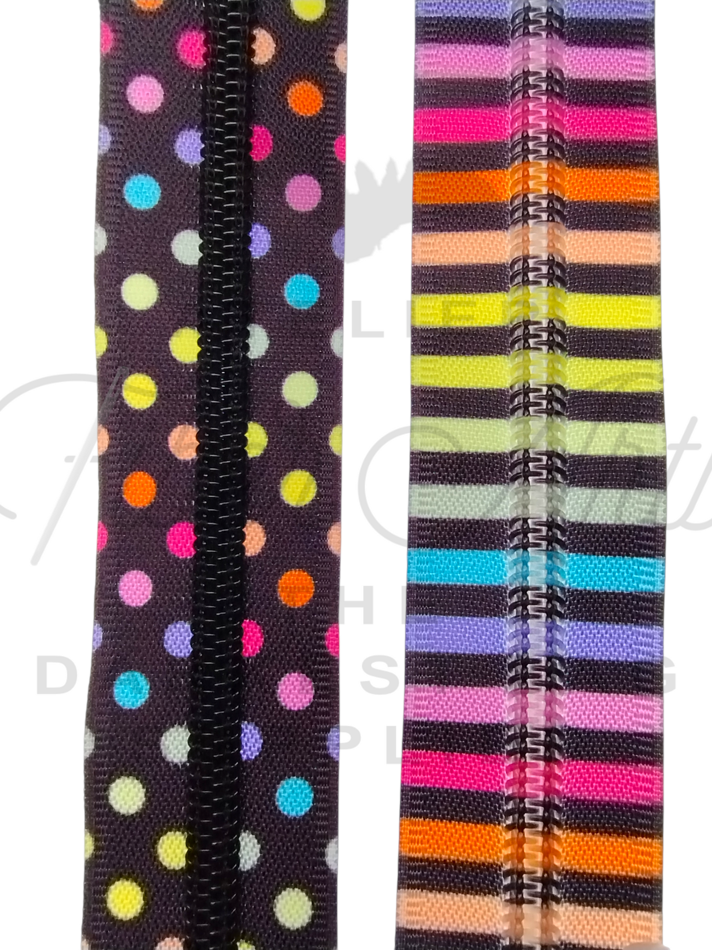 #5 Zipper - Multicolour Dots - BLK Teeth at Atelier Fiber Arts