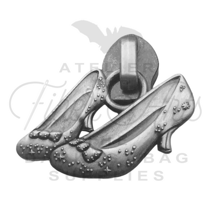 #5 Slippers Zipper Pulls in Antique Steel at Atelier Fiber Arts