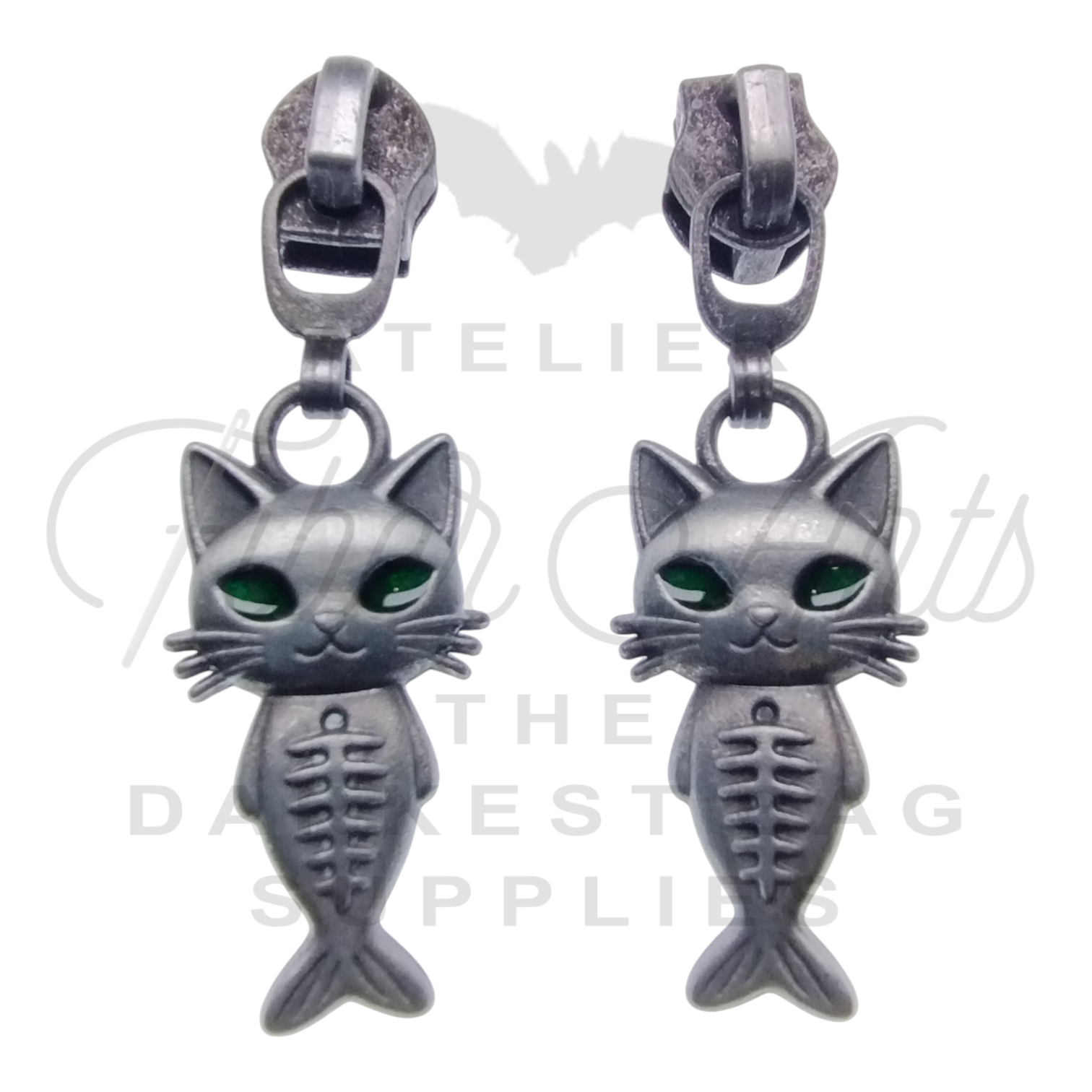 #5 Mercat with Green Eyes Zipper Pulls in Antique Steel at Atelier Fiber Arts