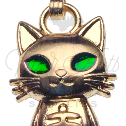#5 Mercat with Green Eyes Zipper Pulls in Brushed Gold at Atelier Fiber Arts