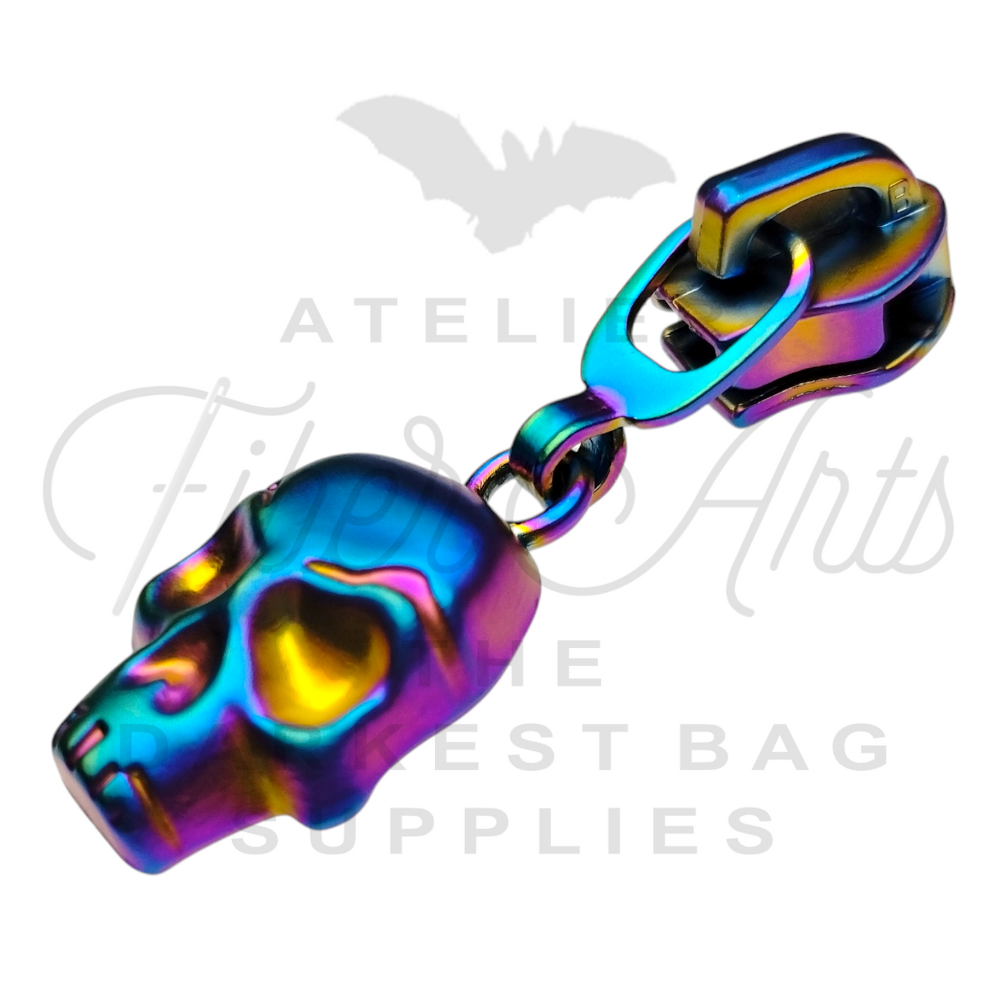 #5 Coy Skull Zipper Pulls in Matte Rainbow at Atelier Fiber Arts