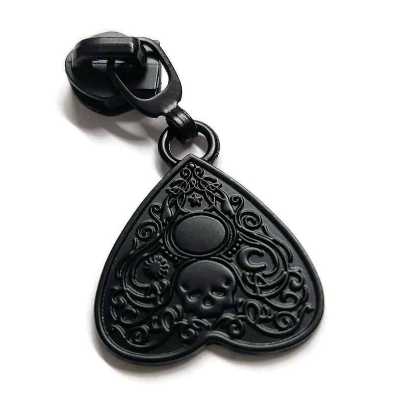 #5 Planchette Zipper Pulls in Matte Black at Atelier Fiber Arts