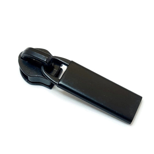 #5 Classic Style Nylon Zipper Pulls Matte Black - 3pcs Default Title Atelier Fiber Arts