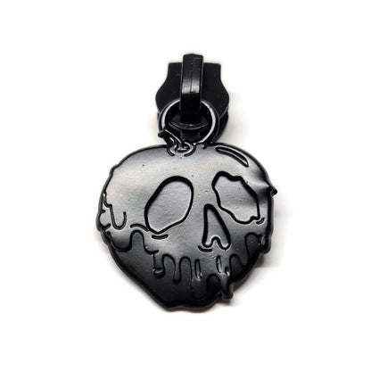 #5 Poisoned Zipper Pulls in Matte Black at Atelier Fiber Arts