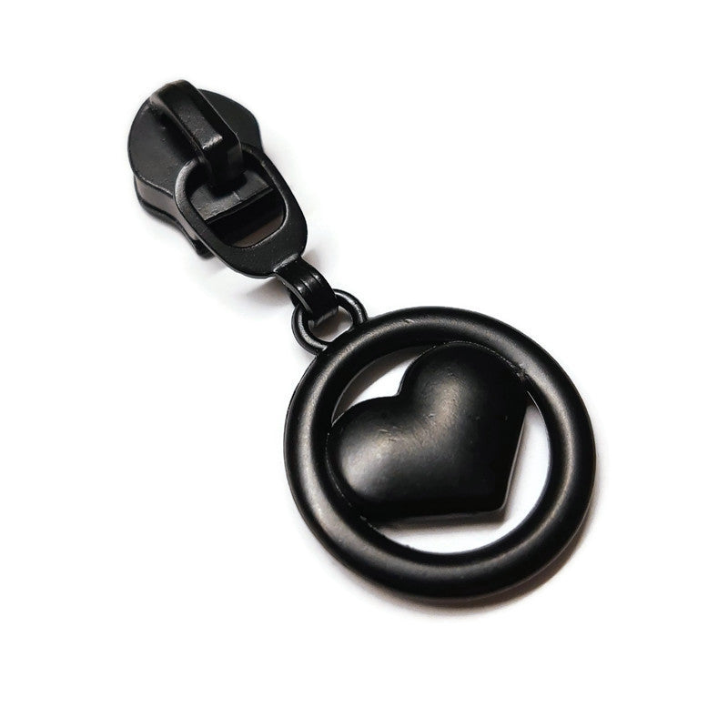 #5 Encircled Heart Nylon Zipper Pulls in Matte Black - 3pcs Atelier Fiber Arts